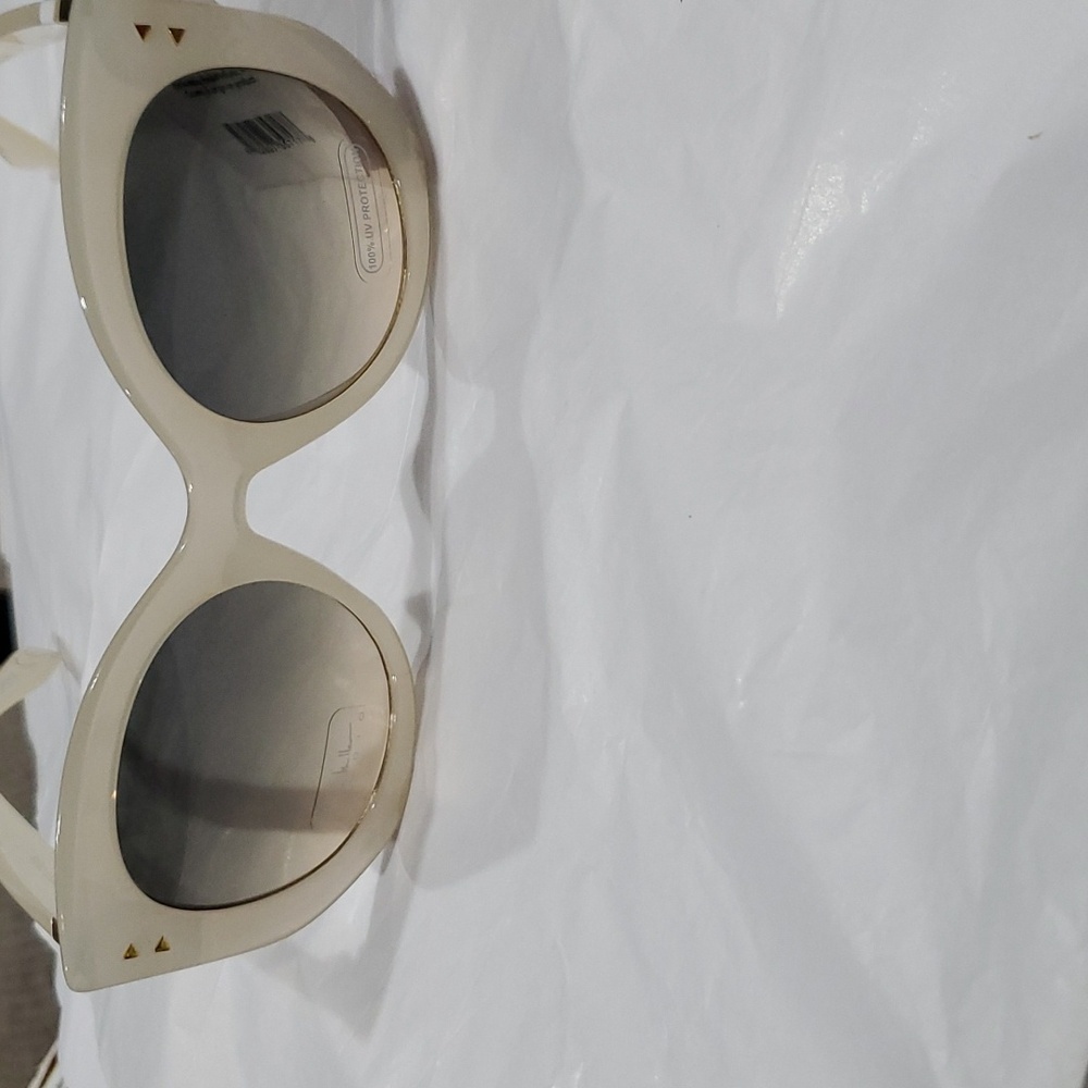 Nicole Miller‎ bone cream gold studded ombre gradient lens sunglasses new